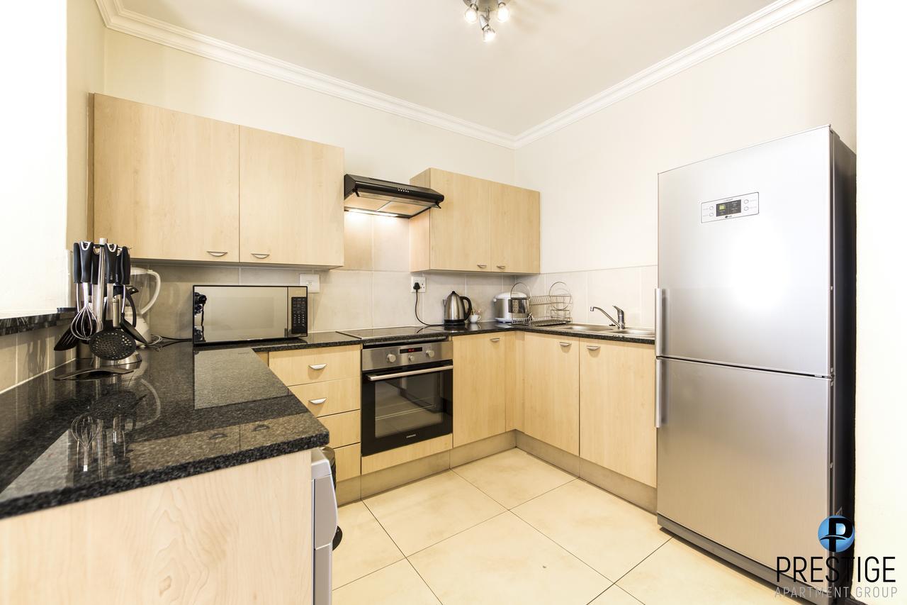 Prestige Apartments Sandton At Westpoint Johannesburg Exteriör bild