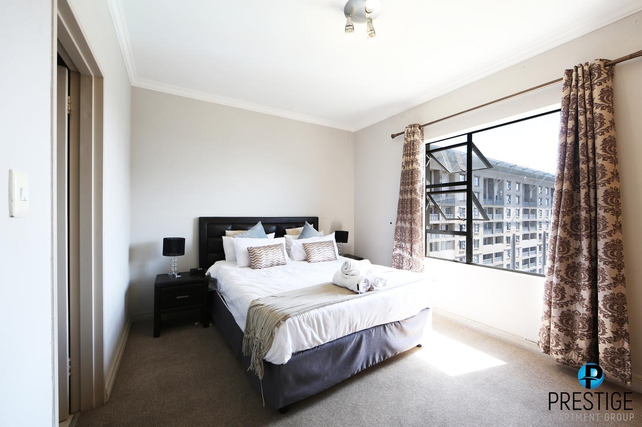 Prestige Apartments Sandton At Westpoint Johannesburg Exteriör bild