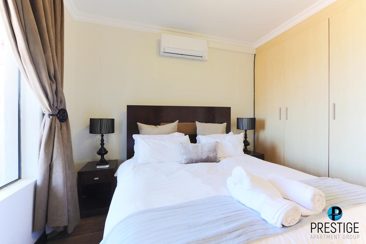 Prestige Apartments Sandton At Westpoint Johannesburg Exteriör bild